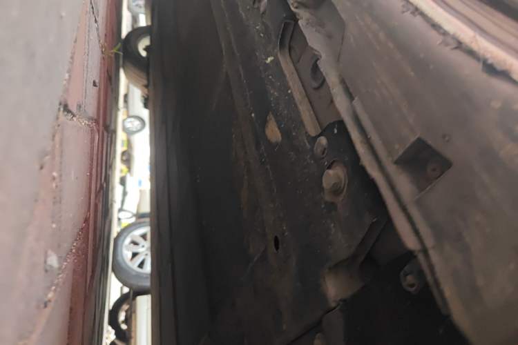 Used Leapmotor C11 2023 Pure Electric 500 Comfort Edition Chassis Rear Left