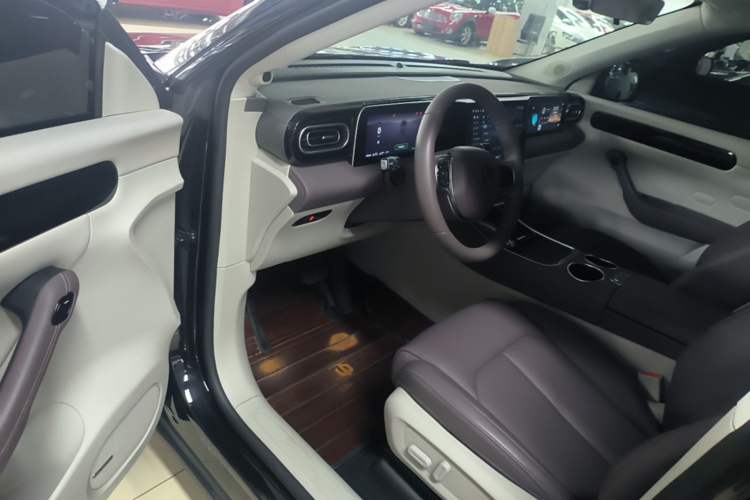 Used Leapmotor C11 2023 Range-Extended 200 Comfort Edition Driver Seat