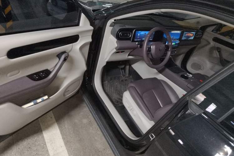 Used Leapmotor C11 2023 Range-Extended 200 Comfort Edition Driver Seat