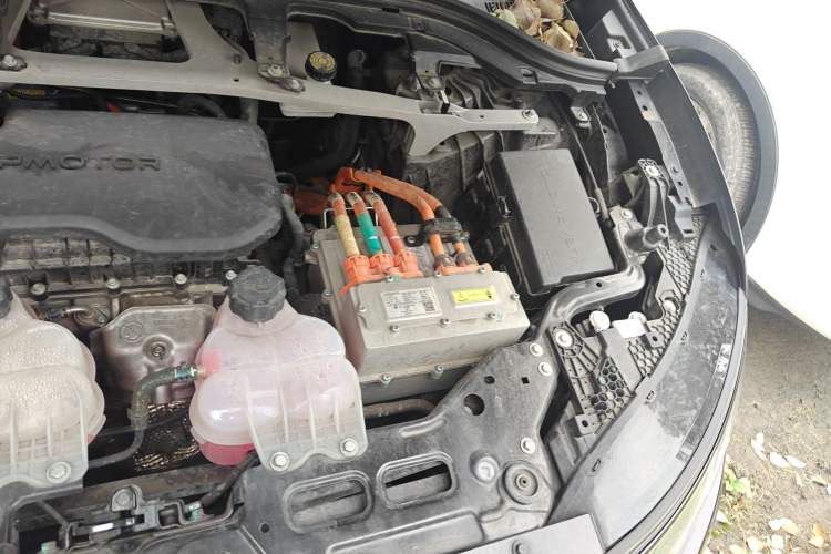 Used Leapmotor C11 2023 Range-Extended 200 Comfort Edition Engine Bay Left
