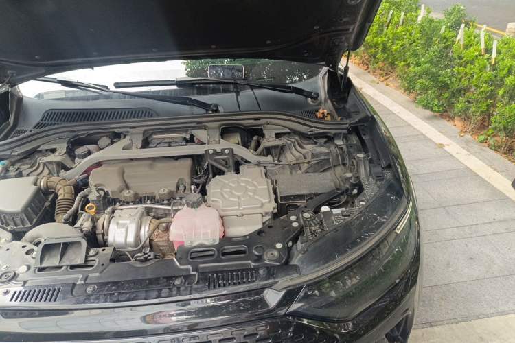 Used Leapmotor C11 2023 Range-Extended 180 Comfort Edition Engine Bay Left