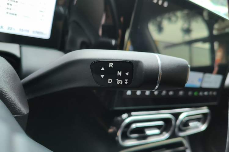 Used Leapmotor C11 2023 Range-Extended 180 Comfort Edition Gear Lever