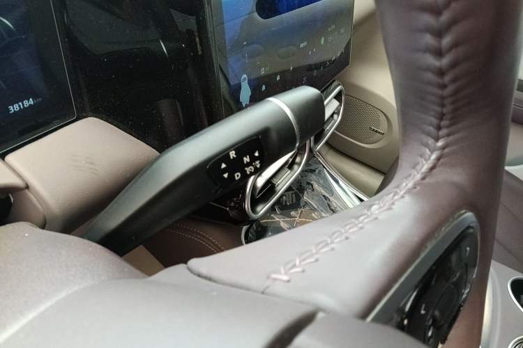 Used Leapmotor C11 2023 Range-Extended 200 Comfort Edition Gear Lever