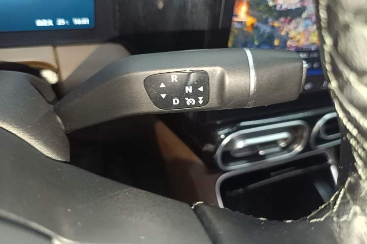 Used Leapmotor C11 2023 Pure Electric 500 Comfort Edition Gear Lever