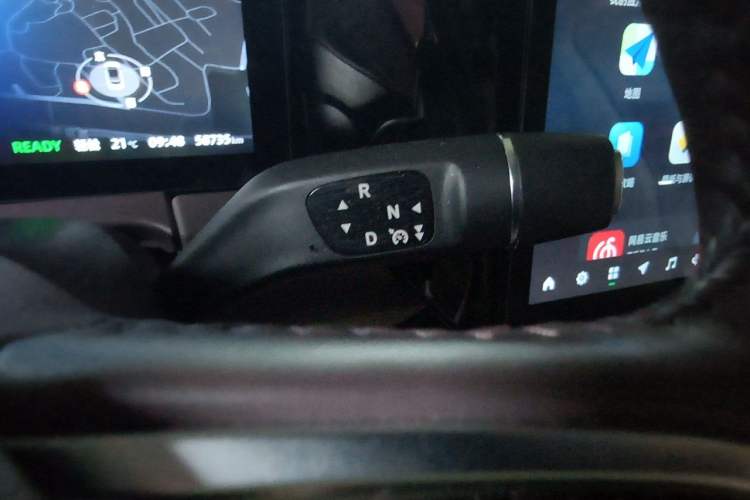 Used Leapmotor C11 2023 Range-Extended 200 Comfort Edition Gear Lever