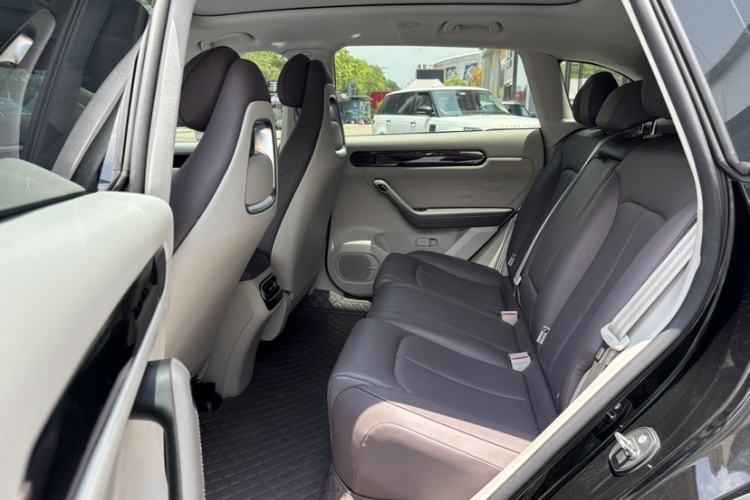 Used Leapmotor C11 2023 Range-Extended 200 Comfort Edition Interior 4