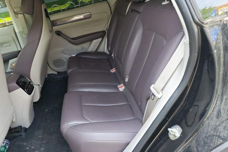 Used Leapmotor C11 2023 Range-Extended 285 Smart Enjoyment Edition Interior 4