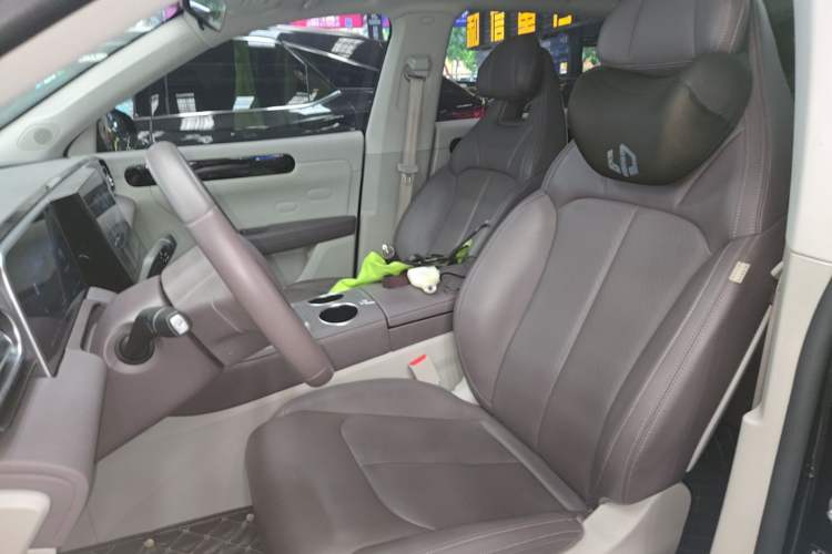 Used Leapmotor C11 2023 Range-Extended 180 Comfort Edition Left Front Seat