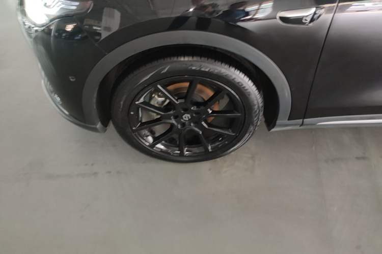 Used Leapmotor C11 2023 Range-Extended 285 Smart Enjoyment Edition Left Front Wheel Hub