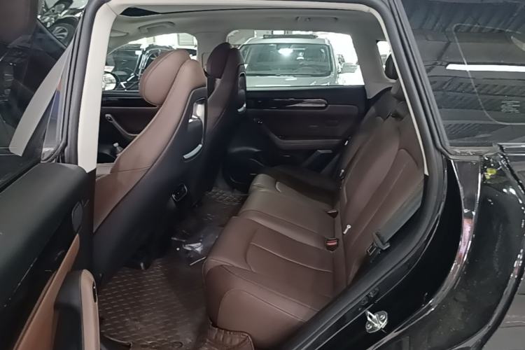 Used Leapmotor C11 2023 Range-Extended 180 Comfort Edition Left Rear Seat
