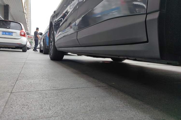 Used Leapmotor C11 2023 Pure Electric 500 Comfort Edition Left Side Sill