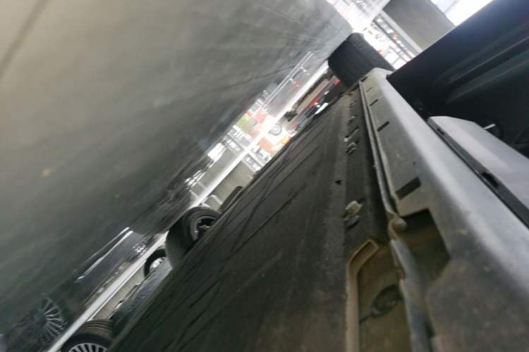 Used Leapmotor C11 2023 Pure Electric 500 Comfort Edition Left Side Sill