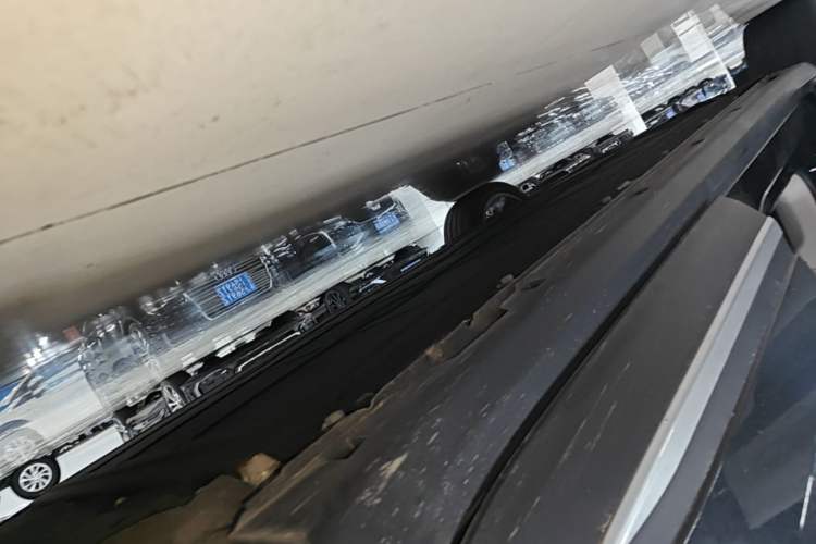 Used Leapmotor C11 2023 Pure Electric 500 Smart Edition Left Side Sill