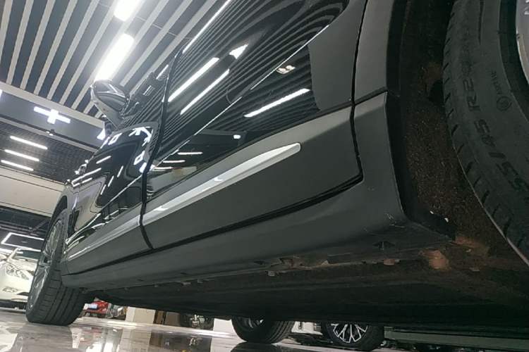 Used Leapmotor C11 2023 Pure Electric 500 Smart Edition Left Side Sill