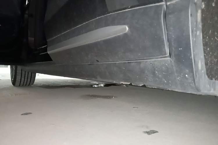 Used Leapmotor C11 2023 Pure Electric 500 Zhixing Edition Left Side Sill