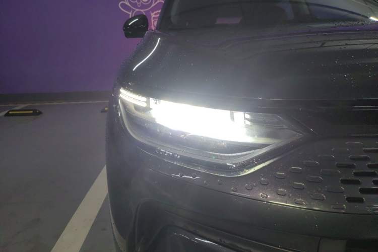 Used Leapmotor C11 2023 Range-Extended 180 Comfort Edition Right Front Headlight