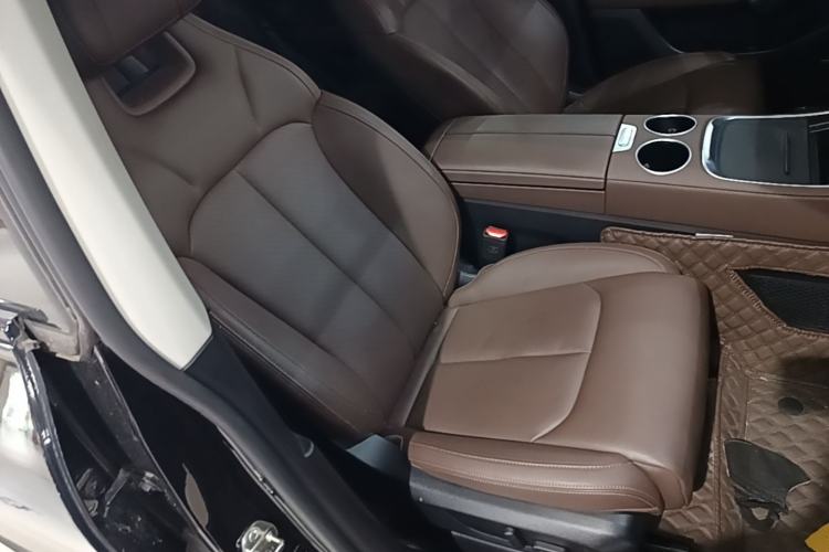 Used Leapmotor C11 2023 Range-Extended 180 Comfort Edition Right Front Seat