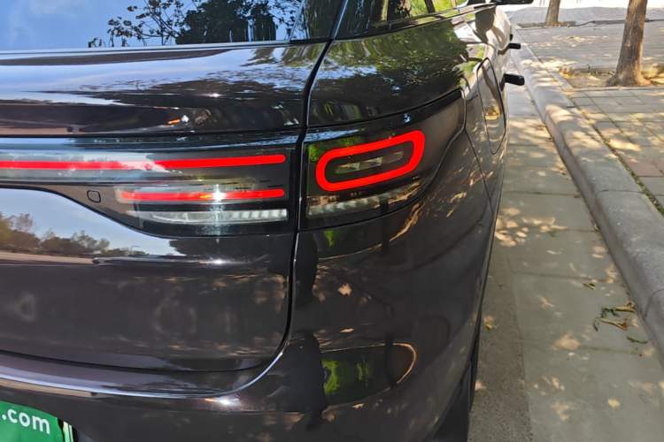 Used Leapmotor C11 2023 Range-Extended 180 Comfort Edition Right Rear Taillight