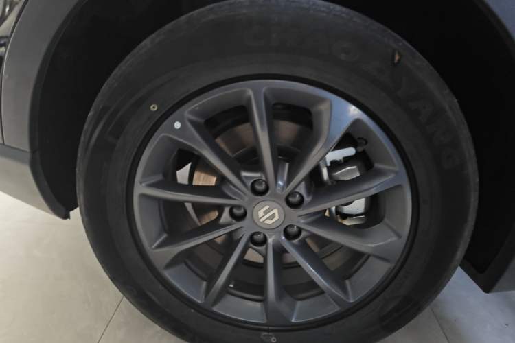 Used Leapmotor C11 2023 Pure Electric 500 Comfort Edition Right Rear Wheel Hub