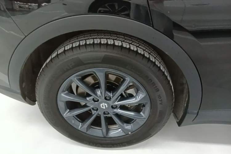 Used Leapmotor C11 2023 Pure Electric 500 Comfort Edition Right Rear Wheel Hub