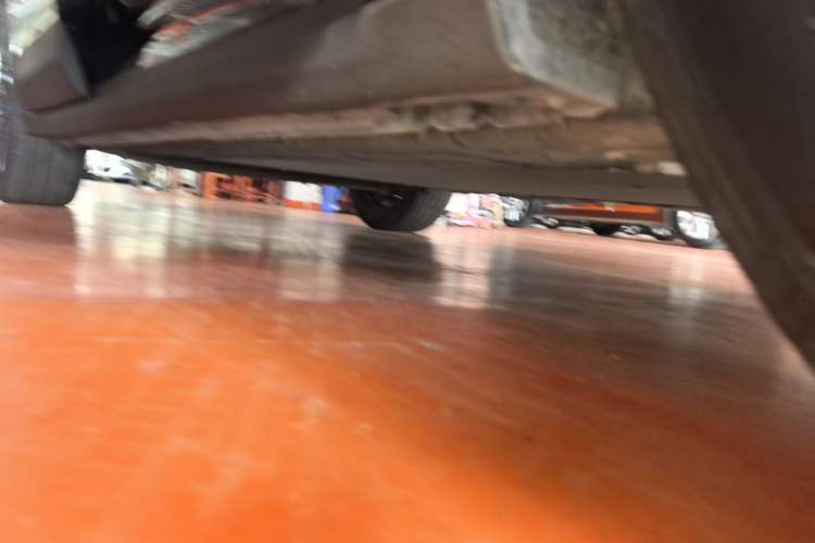 Used Leapmotor C11 2023 Range-Extended 180 Comfort Edition Right Side Sill