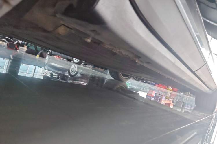 Used Leapmotor C11 2023 Pure Electric 500 Smart Edition Right Side Sill