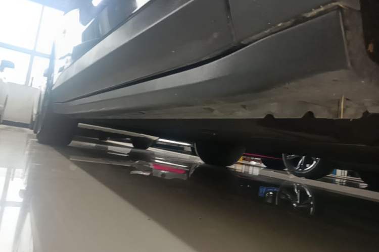 Used Leapmotor C11 2023 Range-Extended 200 Comfort Edition Right Side Sill