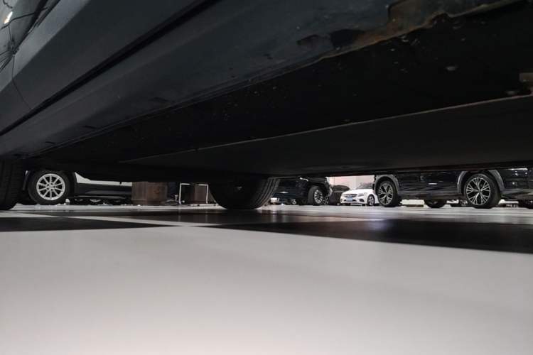 Used Leapmotor C11 2023 Extended-Range 285 Comfort Edition Right Side Sill