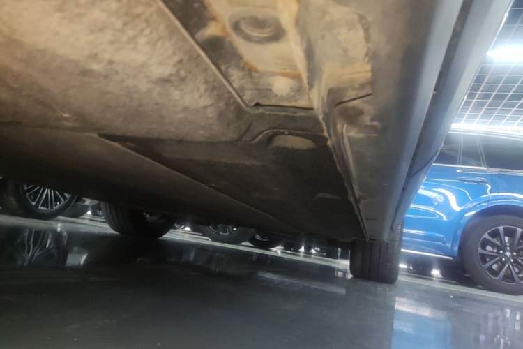 Used Leapmotor C11 2023 Range-Extended 285 Smart Enjoyment Edition Right Side Sill