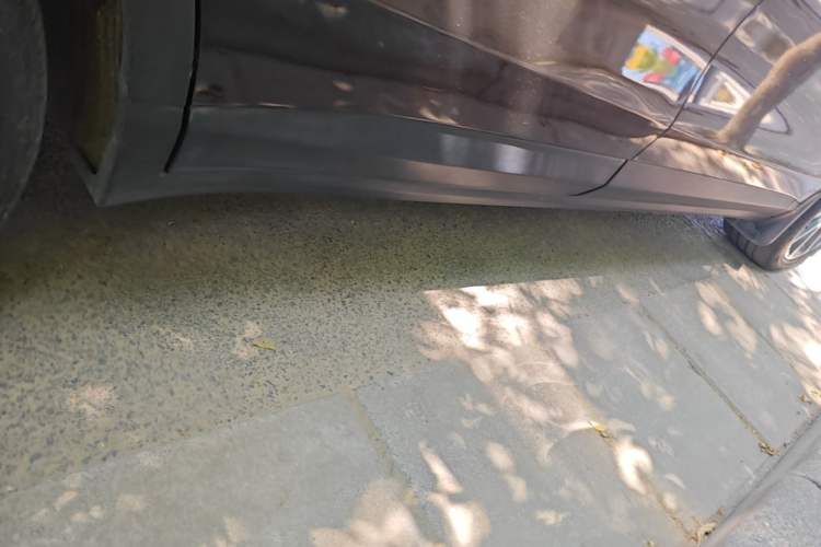 Used Leapmotor C11 2023 Range-Extended 180 Comfort Edition Right Side Sill