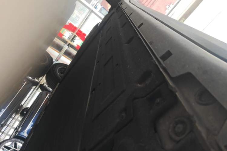 Used Leapmotor C11 2023 Range-Extended 200 Comfort Edition Right Side Sill