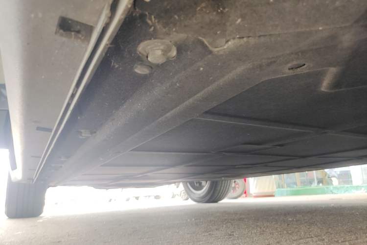 Used Leapmotor C11 2023 Pure Electric 500 Comfort Edition Right Side Sill