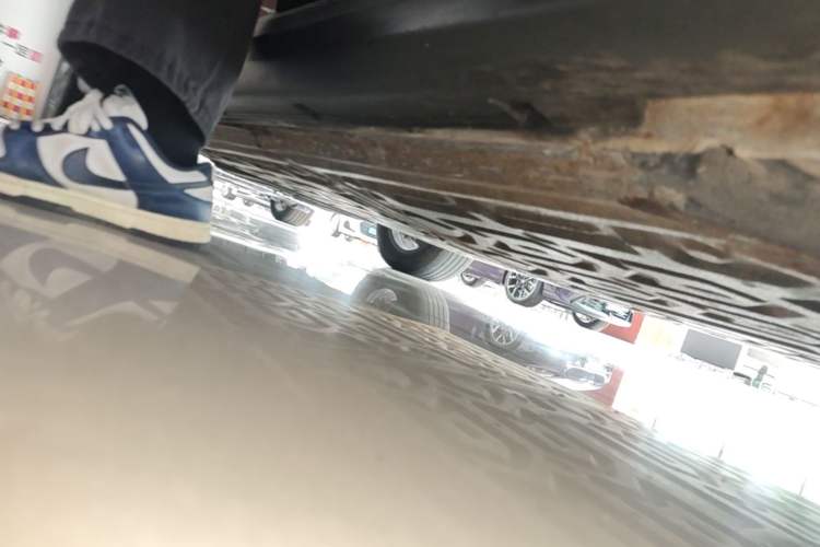 Used Leapmotor C11 2023 Pure Electric 500 Comfort Edition Right Side Sill