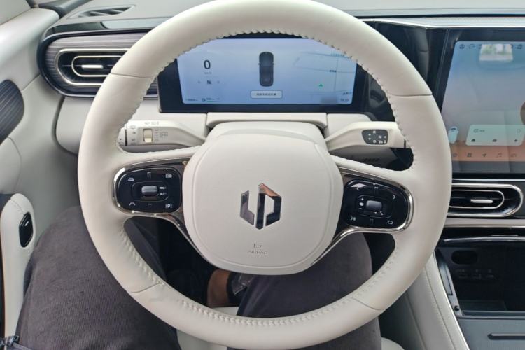 Used Leapmotor C11 2023 Pure Electric 500 Smart Edition Steering Wheel