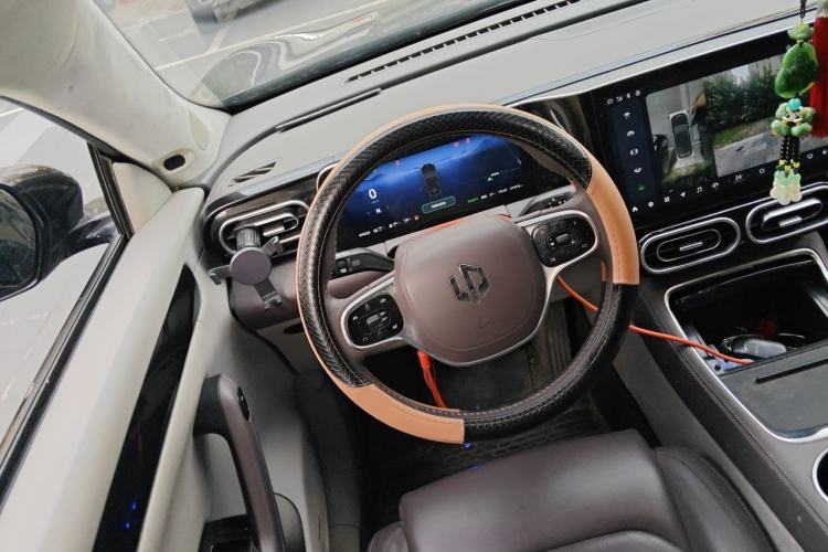 Used Leapmotor C11 2023 Extended-Range 285 Comfort Edition Steering Wheel