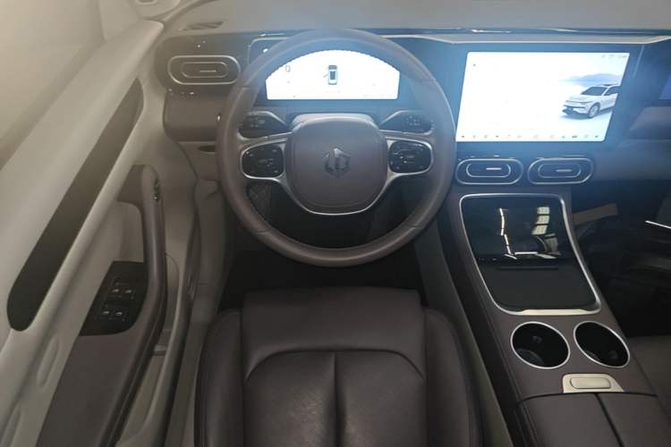 Used Leapmotor C11 2023 Extended-Range 285 Comfort Edition Steering Wheel