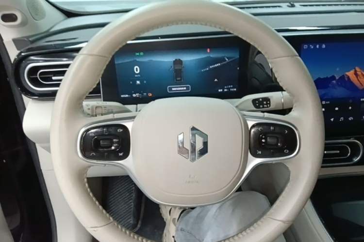 Used Leapmotor C11 2023 Pure Electric 500 Comfort Edition Steering Wheel