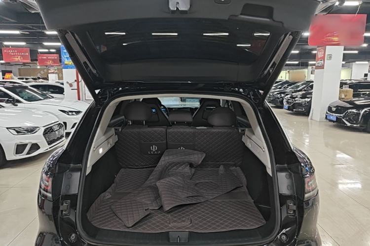 Used Leapmotor C11 2023 Pure Electric 500 Smart Edition Trunk