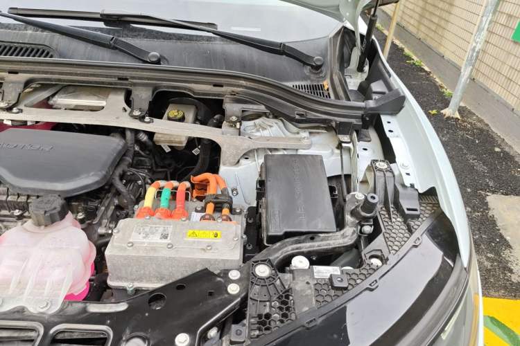 Used Leapmotor C11 2023 Range-Extended 200 Comfort Edition Engine Bay Left