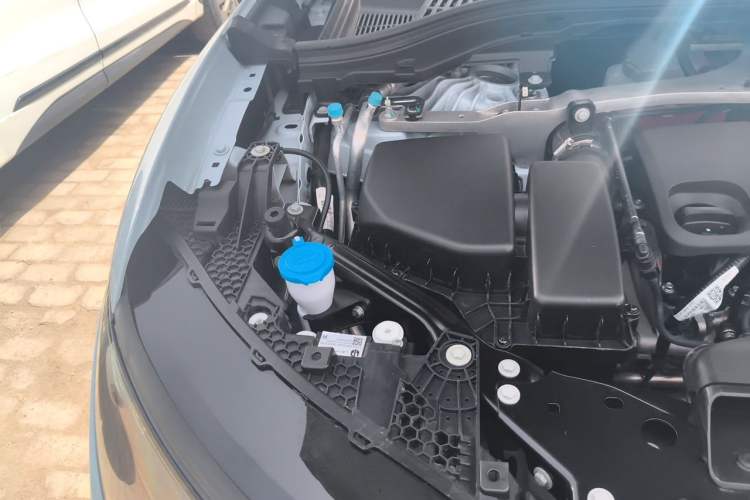 Used Leapmotor C11 2023 Range-Extended 200 Comfort Edition Engine Bay Right