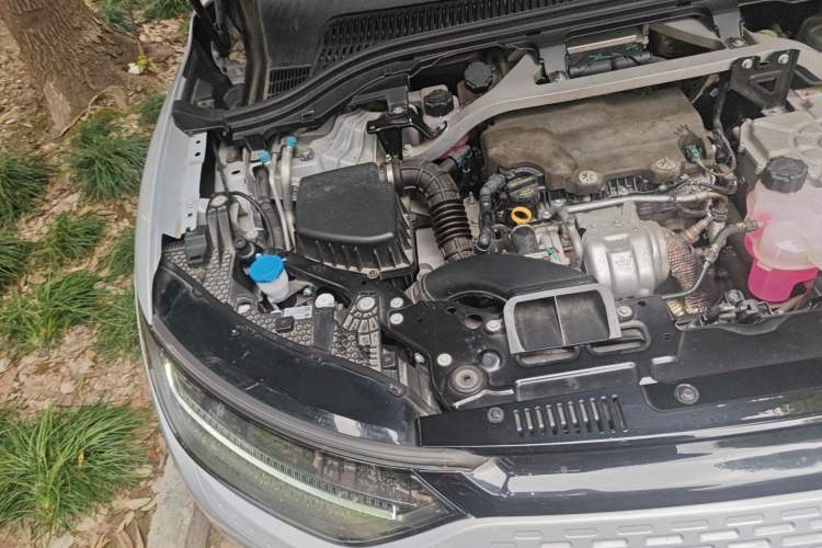 Used Leapmotor C11 2023 Range-Extended 285 Smart Enjoyment Edition Engine Bay Right