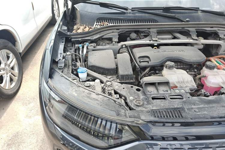 Used Leapmotor C11 2023 Range-Extended 300 Comfort Edition Engine Bay Right