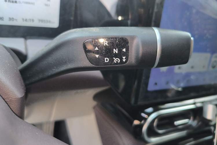 Used Leapmotor C11 2023 Extended-Range 285 Comfort Edition Gear Lever