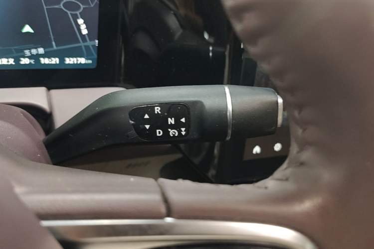 Used Leapmotor C11 2023 Range-Extended 200 Comfort Edition Gear Lever