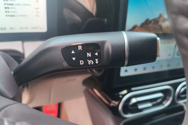 Used Leapmotor C11 2023 Range-Extended 200 Comfort Edition Gear Lever