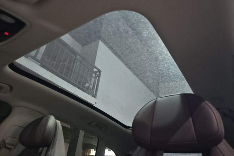Used Leapmotor C11 2023 Range-Extended 200 Comfort Edition Headliner