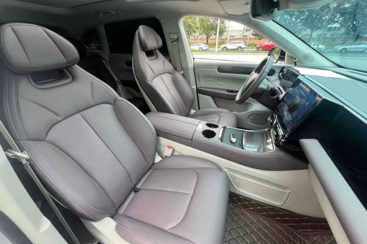 Used Leapmotor C11 2023 Range-Extended 300 Smart Enjoyment Edition Interior 11