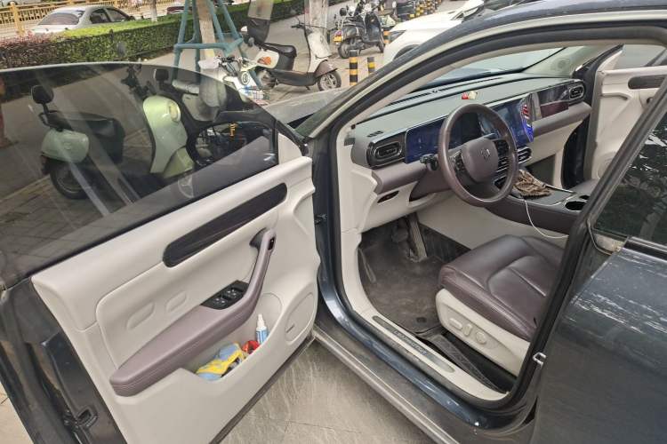 Used Leapmotor C11 2023 Pure Electric 500 Smart Edition Interior 3