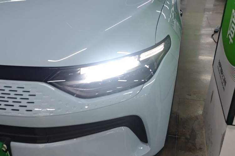 Used Leapmotor C11 2023 Range-Extended 200 Comfort Edition Left Front Headlight