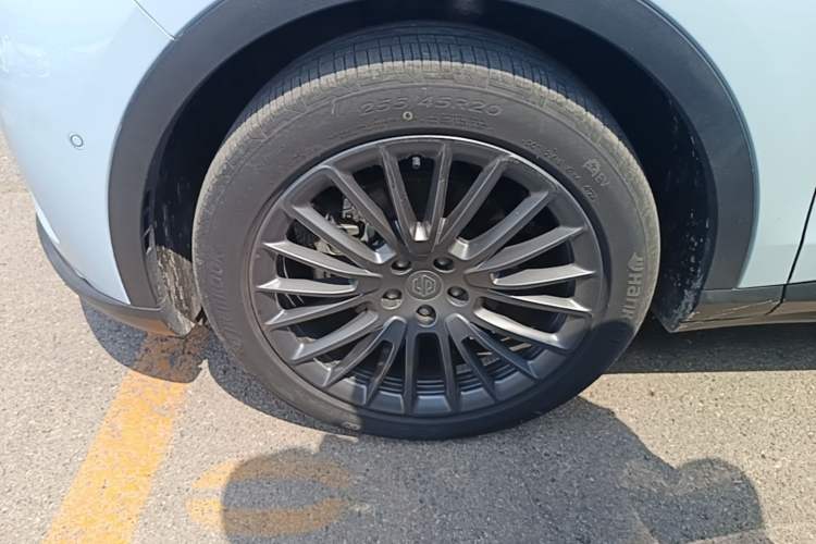 Used Leapmotor C11 2023 Range-Extended 300 Smart Enjoyment Edition Left Front Wheel Hub